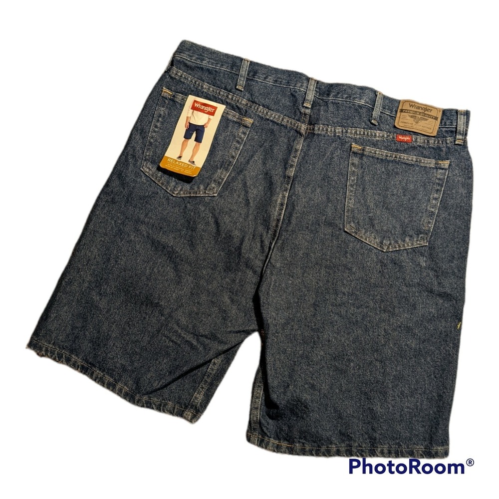 New with Tags Wrangler Relaxed Fit Denim Shorts for‎ men Size 44 - Picture 2 of 3